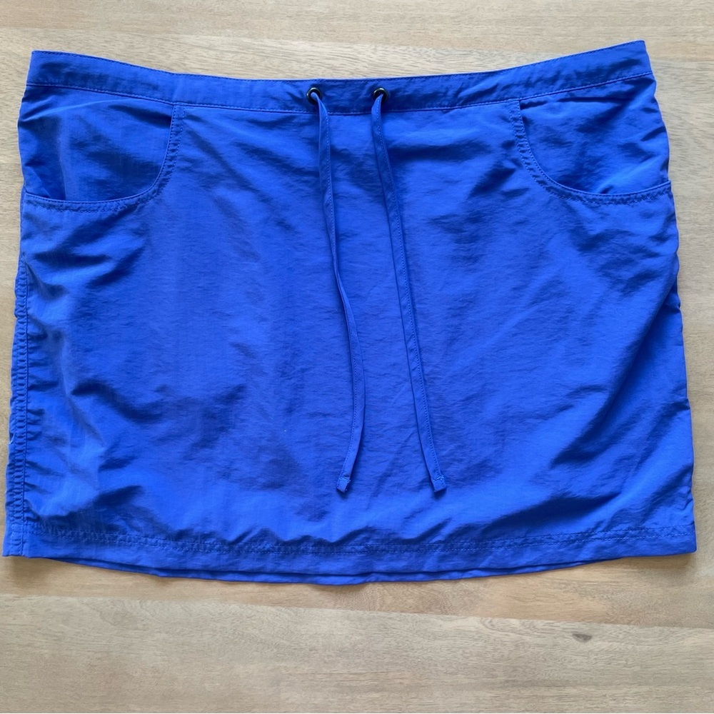 L.L. Bean Women's Blue Nylon Mini Skirt